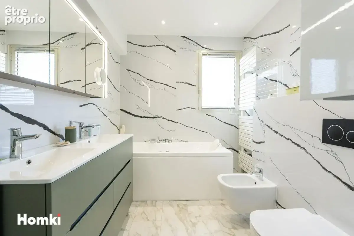 Appartement T3 de 78 m² à Villeneuve-Loubet 06270, Avenue de la Bermone - photo 10