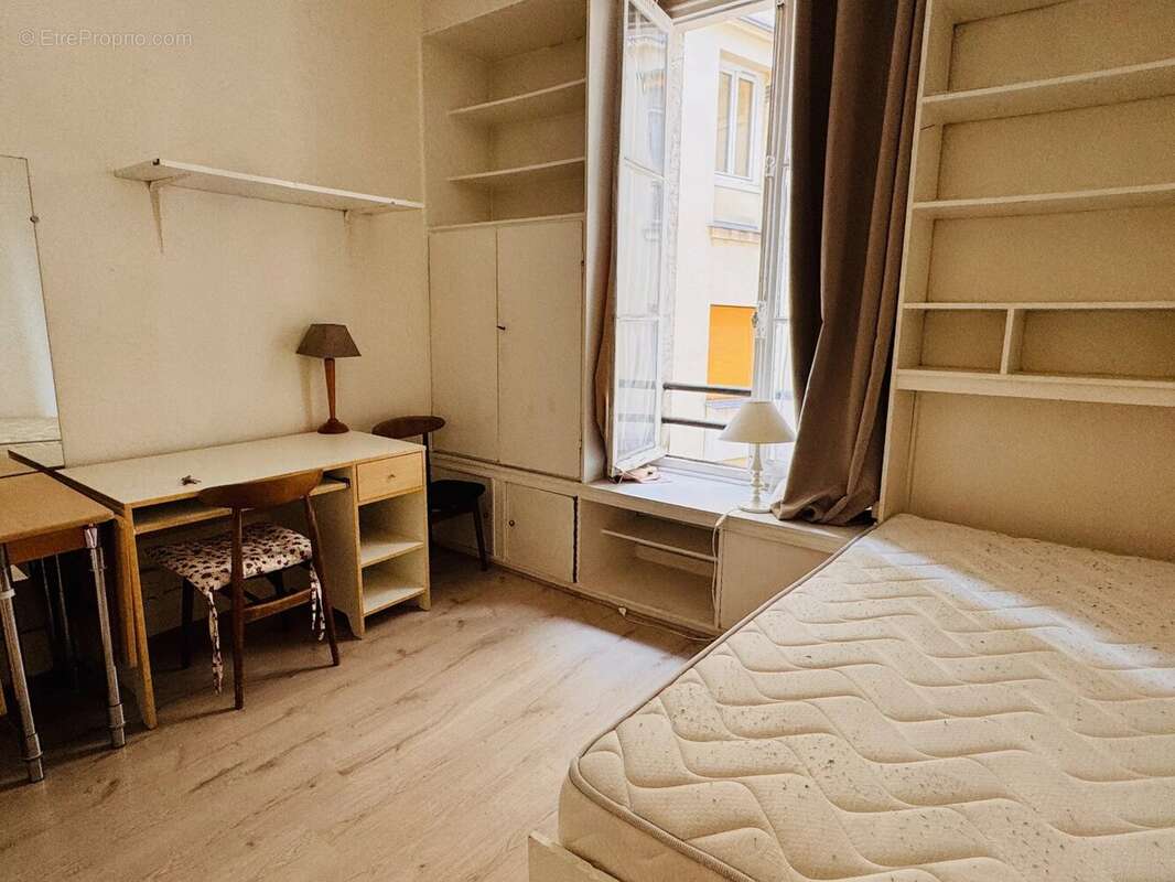 Appartement à PARIS-5E