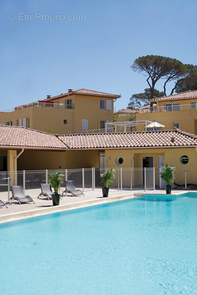 Appartement à SIX-FOURS-LES-PLAGES