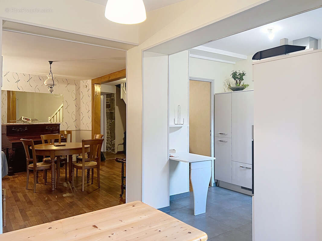 Maison à VILLEDIEU-LES-POELES