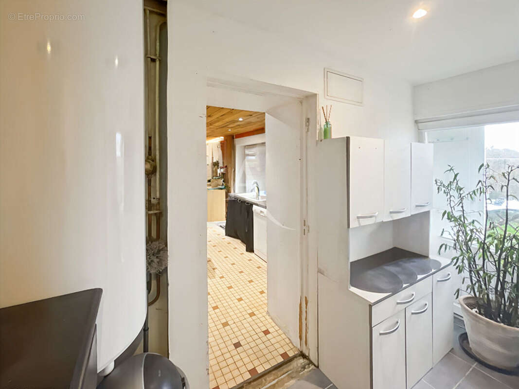 Maison à CHAMPAGNE-LES-MARAIS