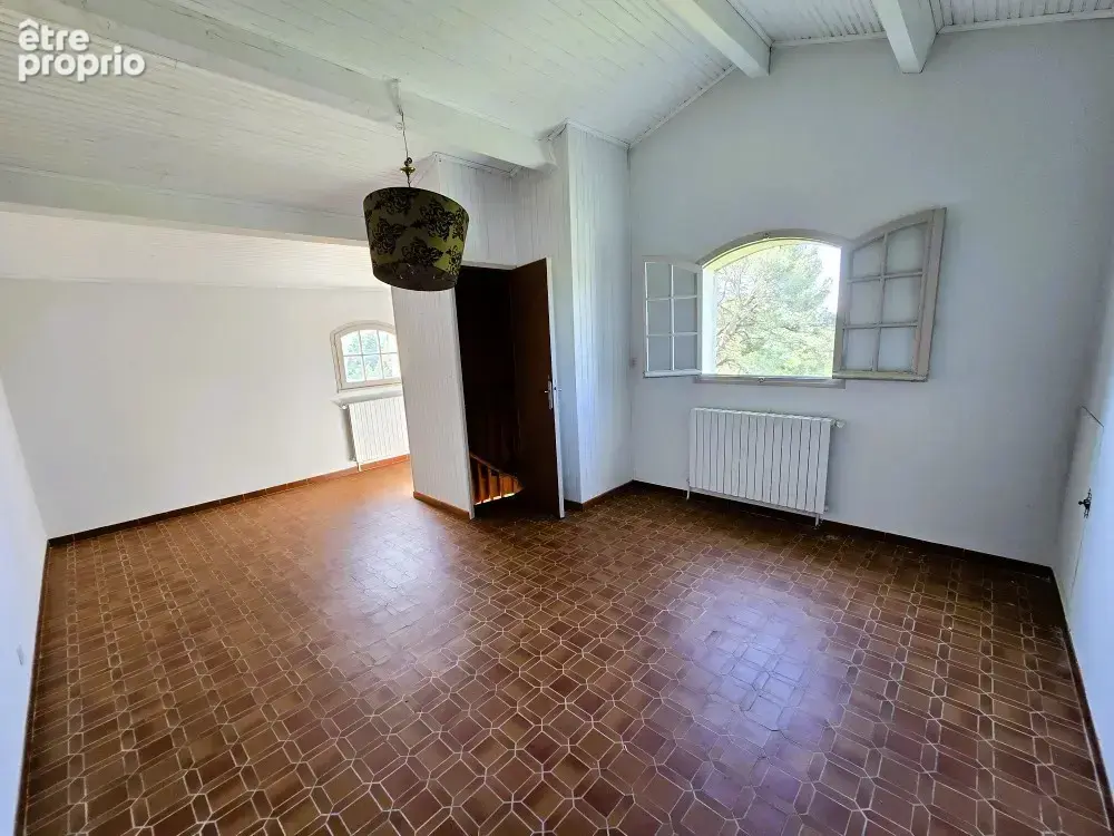Camplanier !!! Spacieuse villa T7 - Terrain 806m2 - Calme absolu. - photo 7