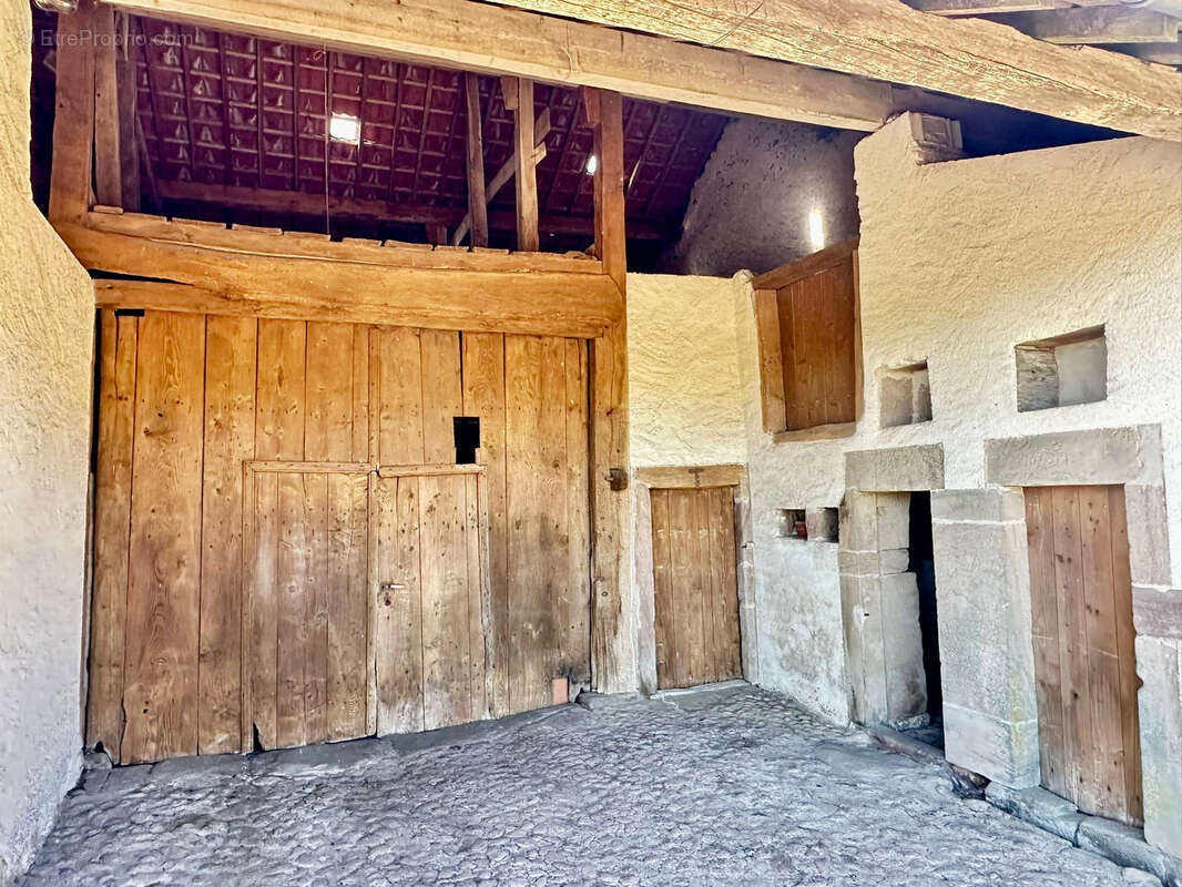 Maison à BEULOTTE-SAINT-LAURENT