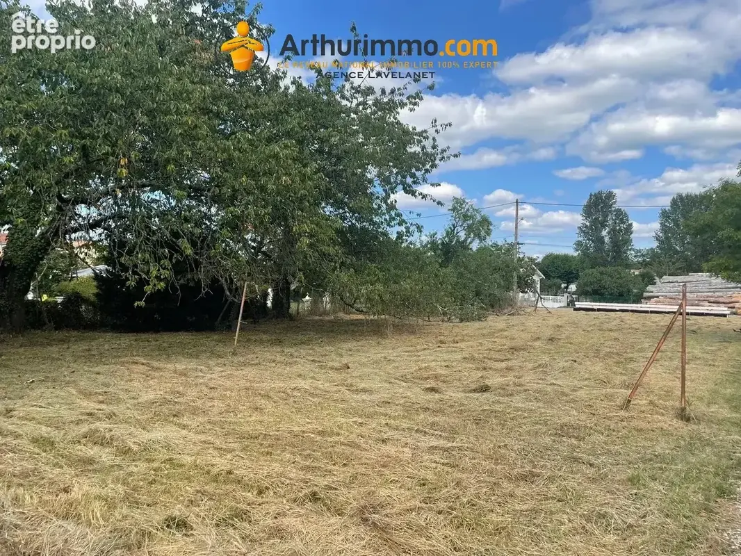 Terrain constructible et plat à vendre à Laroque-d'Olmes - photo 5
