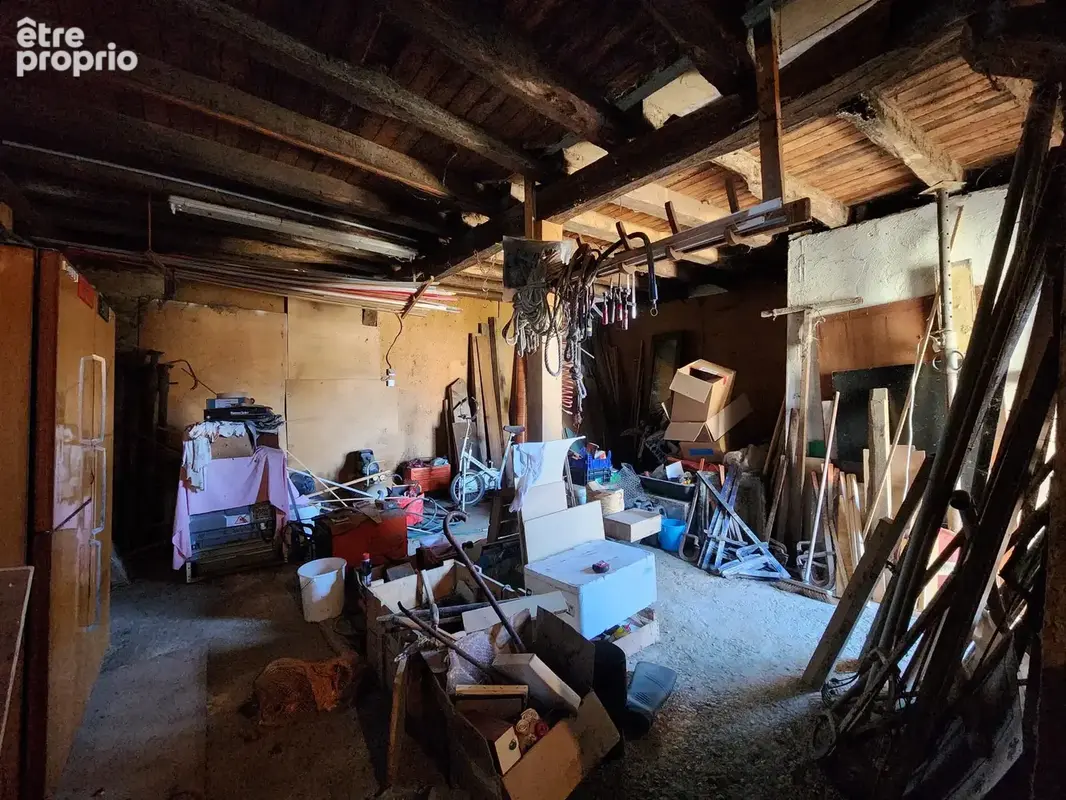 Maison de caractere à renover entièrement - photo 7