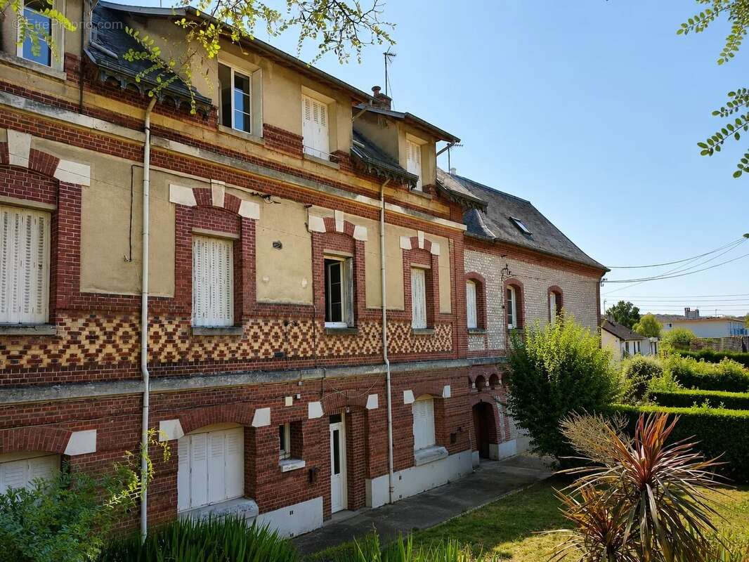  À VENDRE – Appartement Duplex de 103  m²  Château du Genêts à Gruchet-le-Valasse  - photo 14