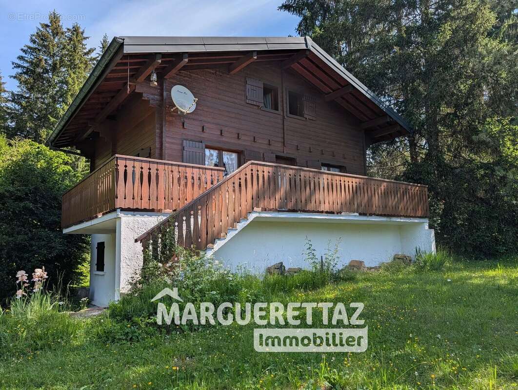Maison à ONNION