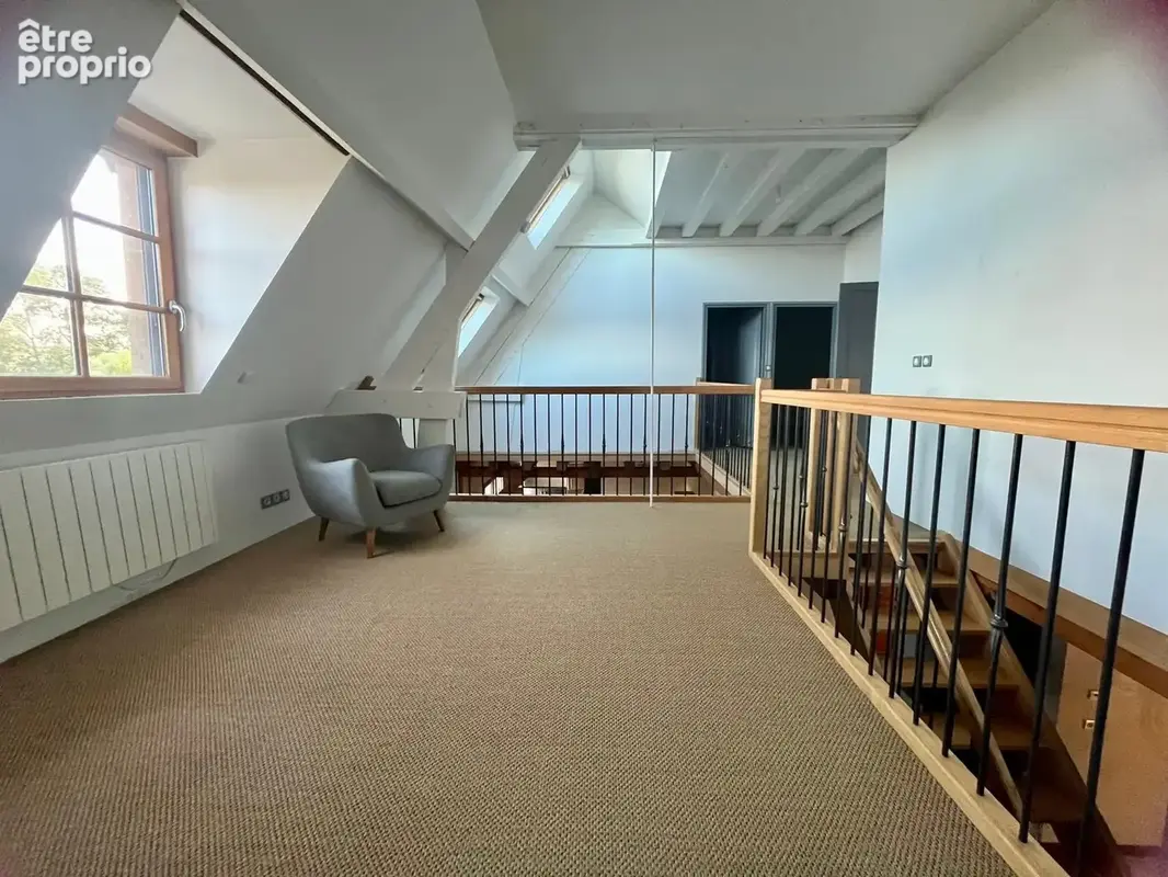 Luynes bourg - propriété de charme de 210 m2 sur un parc de 4 000 m2   5 chambres - photo 9