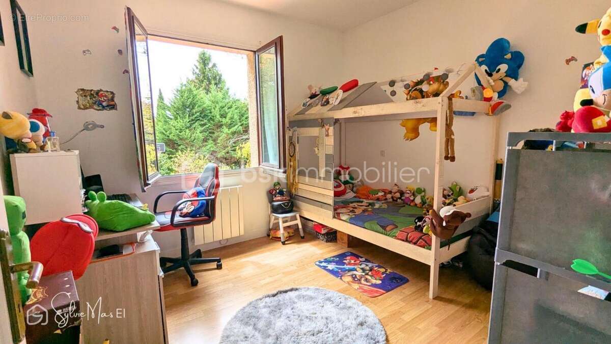 Maison 5 chambres - jardin 3320 m2 - photo 7