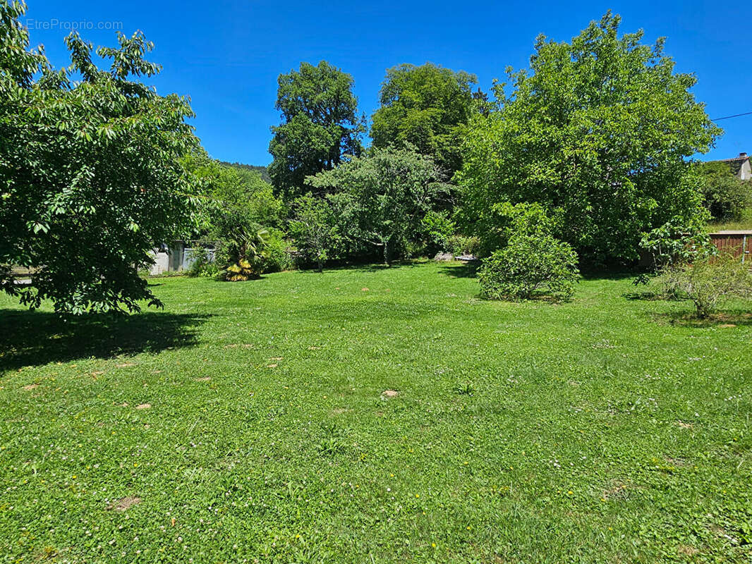 Maison Belesta 6 pièces avec jardin constructible - photo 12