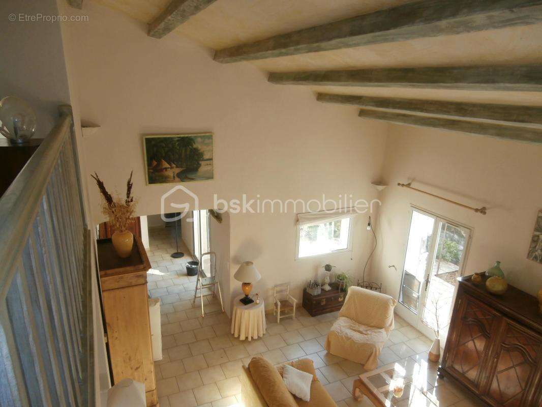 Maison à PIERREVERT