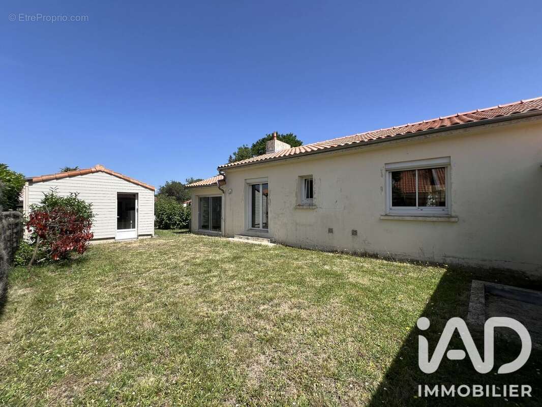 Maison 138 m² à Pont-Saint-Martin  - photo 2
