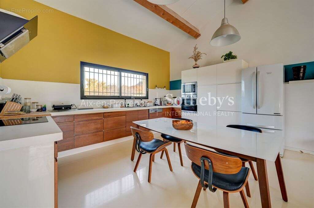 Maison à AIX-EN-PROVENCE