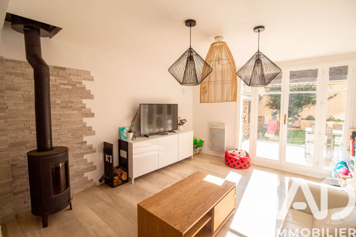 Photo 6 - Maison à HOUDAN