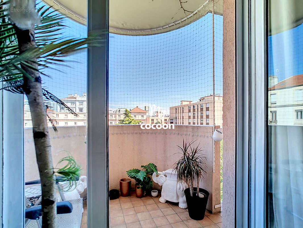 Appartement à LYON-7E