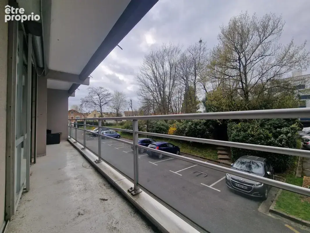 Appartement de 3 pièces traversant est-ouest,  situé au rez-de-chaussée surélevé et 1er étage, d’une superficie habitable de 68m - photo 3