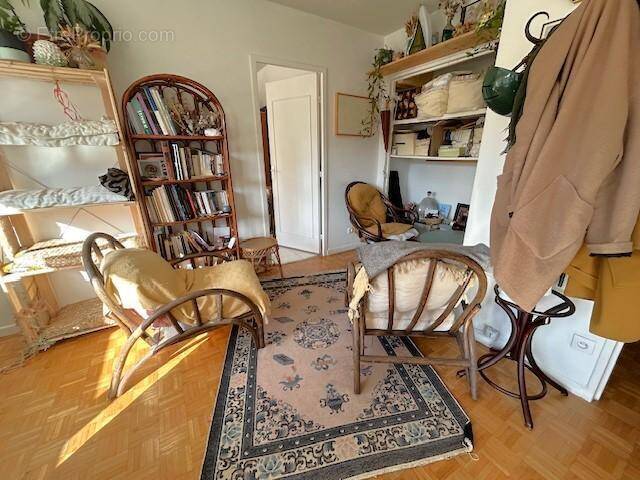   - Appartement à VILLEURBANNE