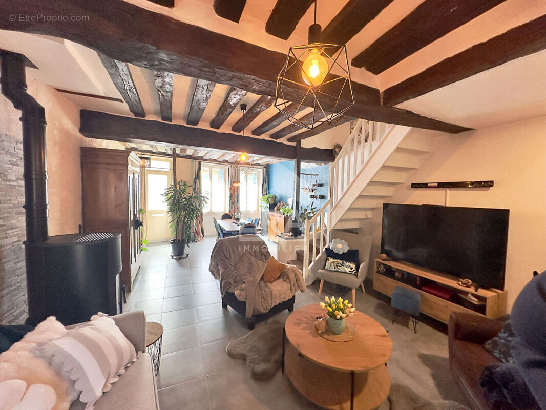 Maison 147m² à le malesherbois - photo 4