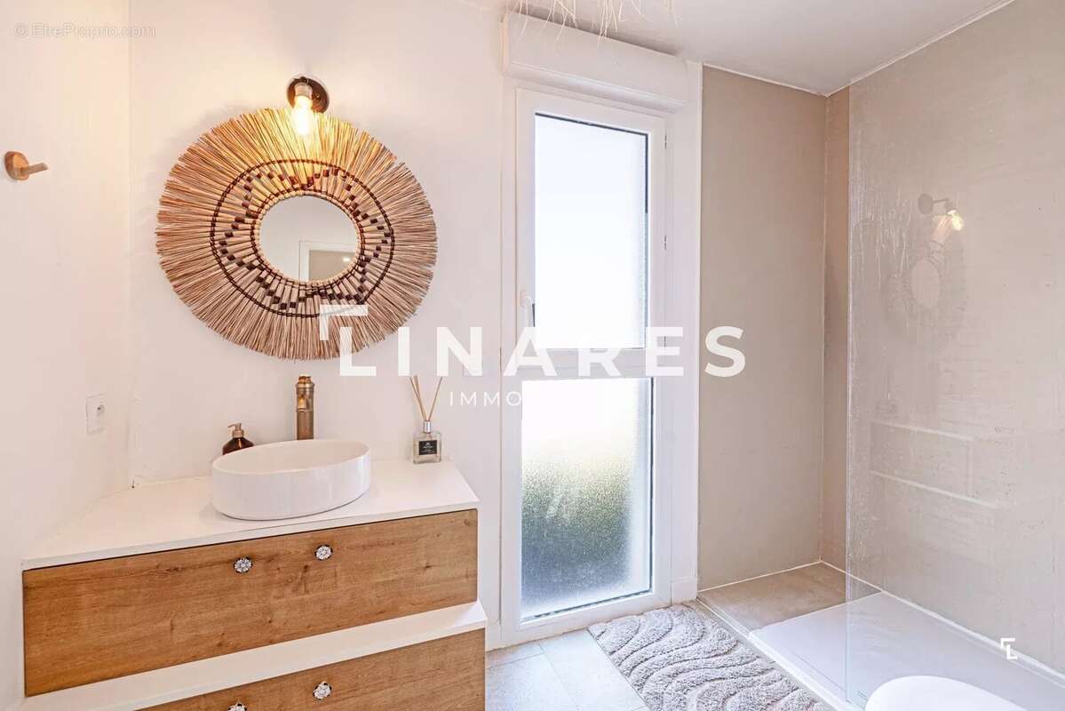Appartement à MARSEILLE-12E