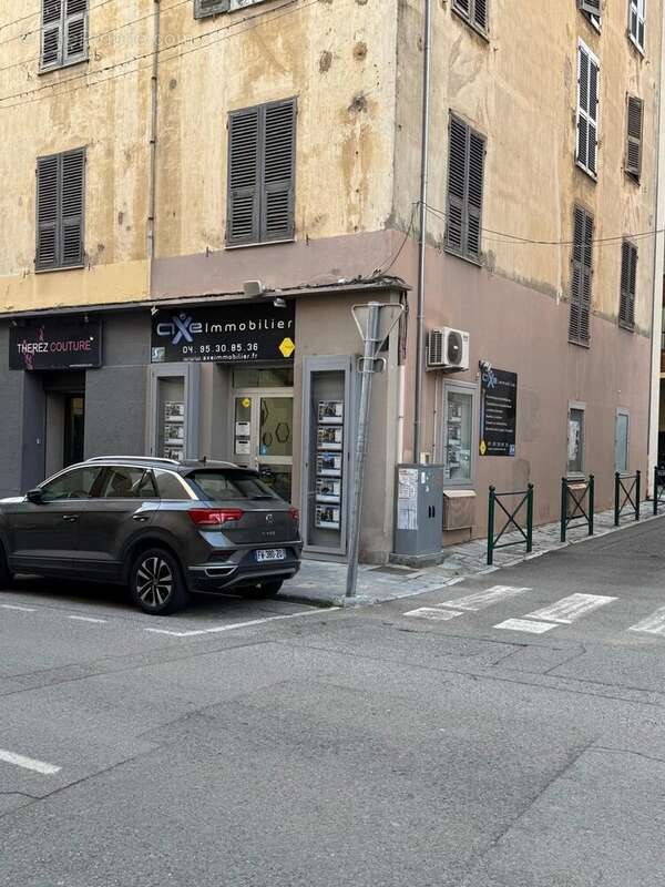 Commerce à CORTE
