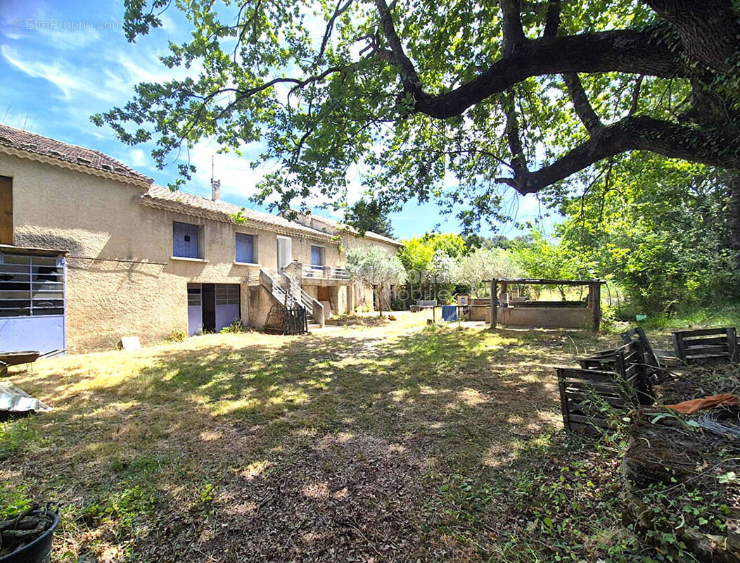 Maison à LORIOL-DU-COMTAT