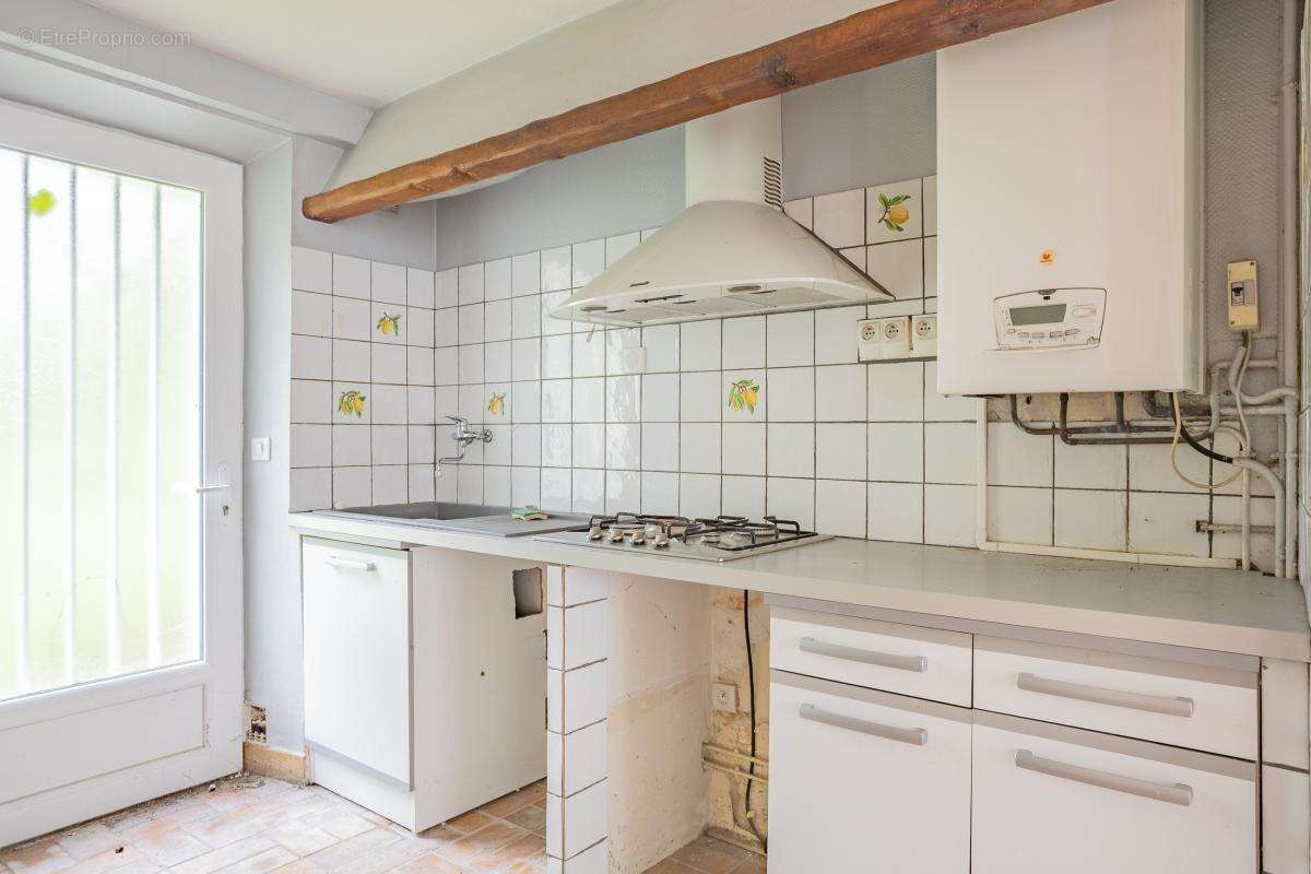 Deux maisons - 164 m² - Ormoy (91) - photo 6