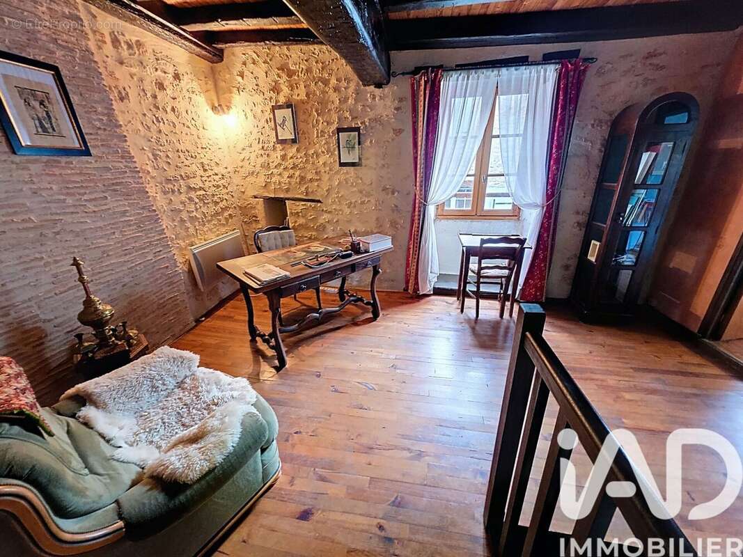 Maison 130 m² à Varaignes  - photo 8