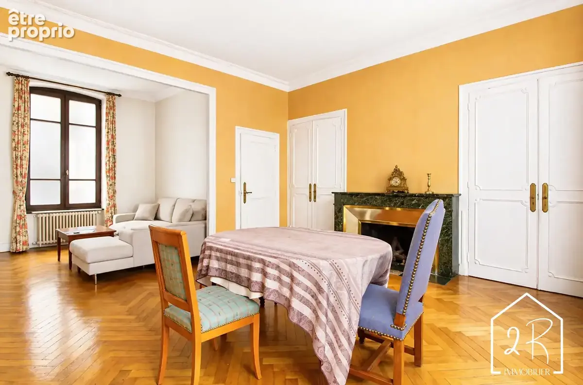 Centre ville de Vienne : Immeuble ou maison 190 m2 habitables. - photo 6