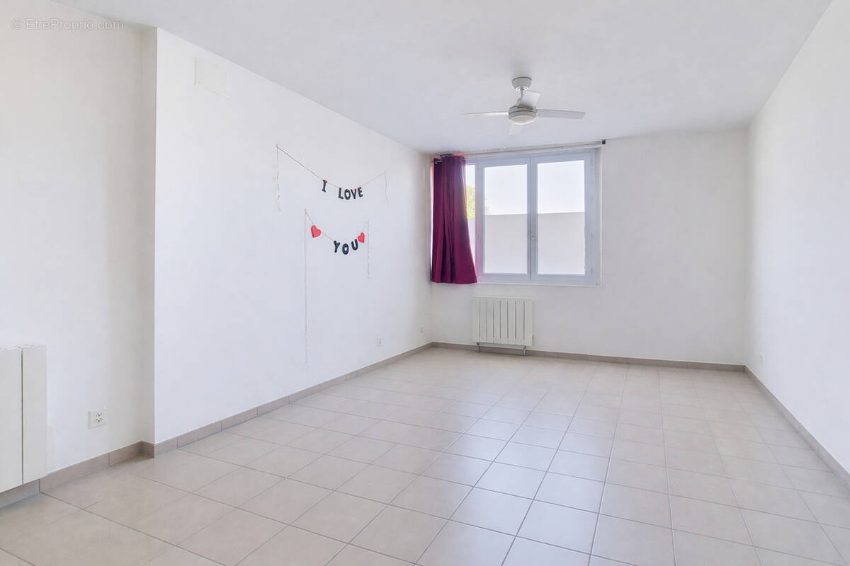 Appartement à SAINT-LAURENT-SUR-SAONE