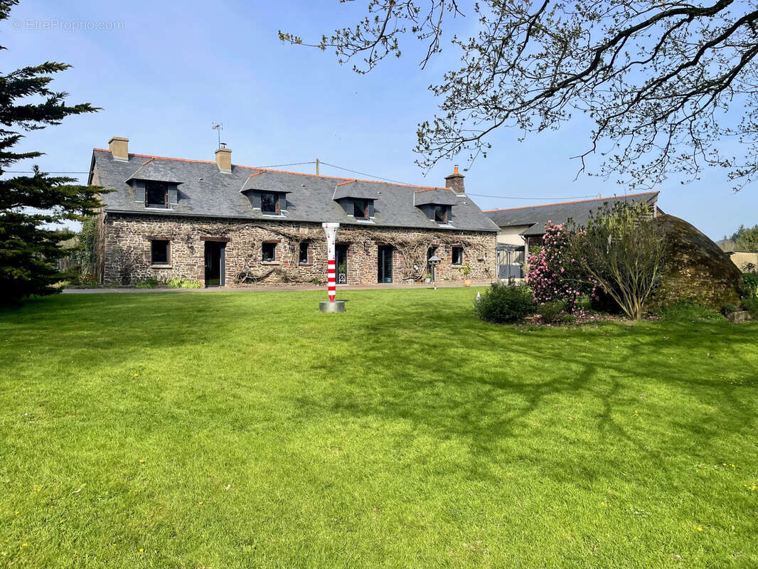 Maison à SAINT-GONLAY