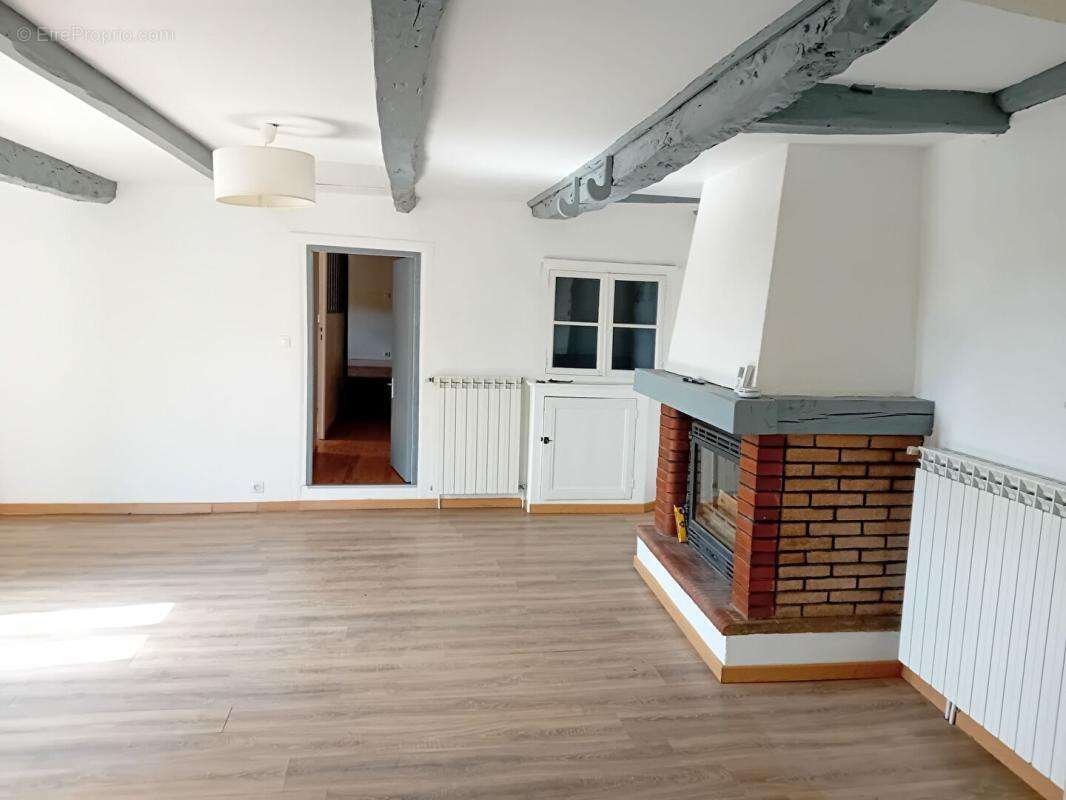 Immeuble 9 pièces  2 maisons - photo 13