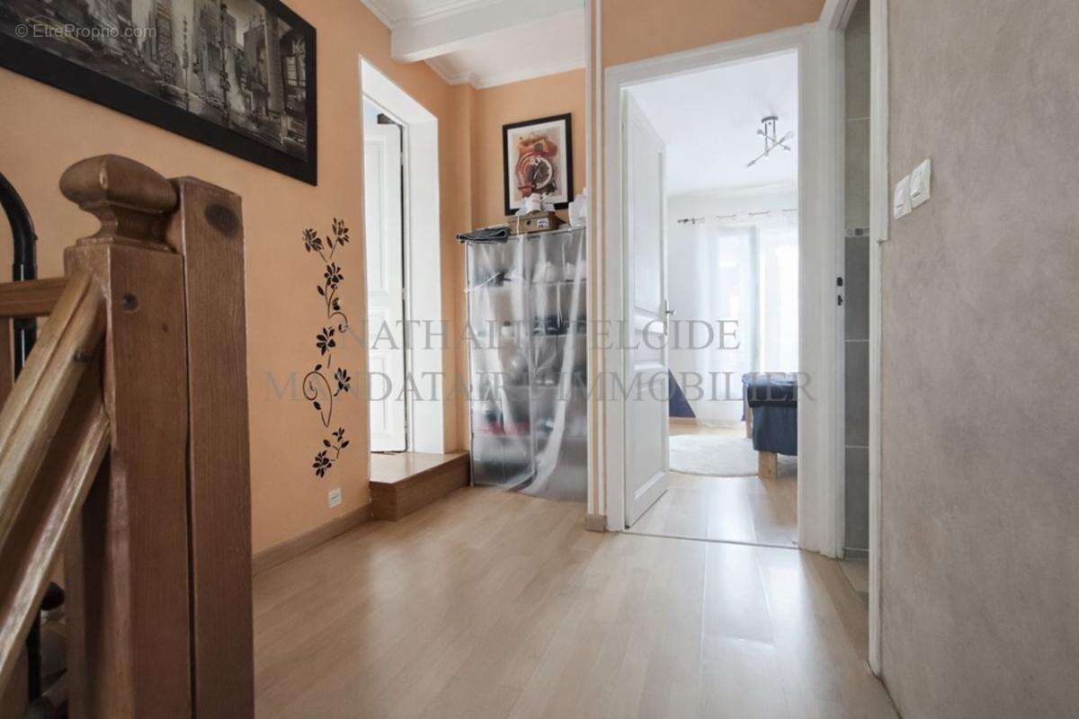 Maison à ROSNY-SOUS-BOIS