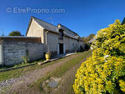 Maison à VEZIN-LE-COQUET