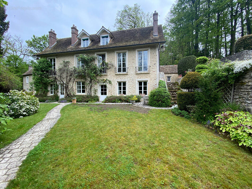 Maison à MONTFORT-L'AMAURY