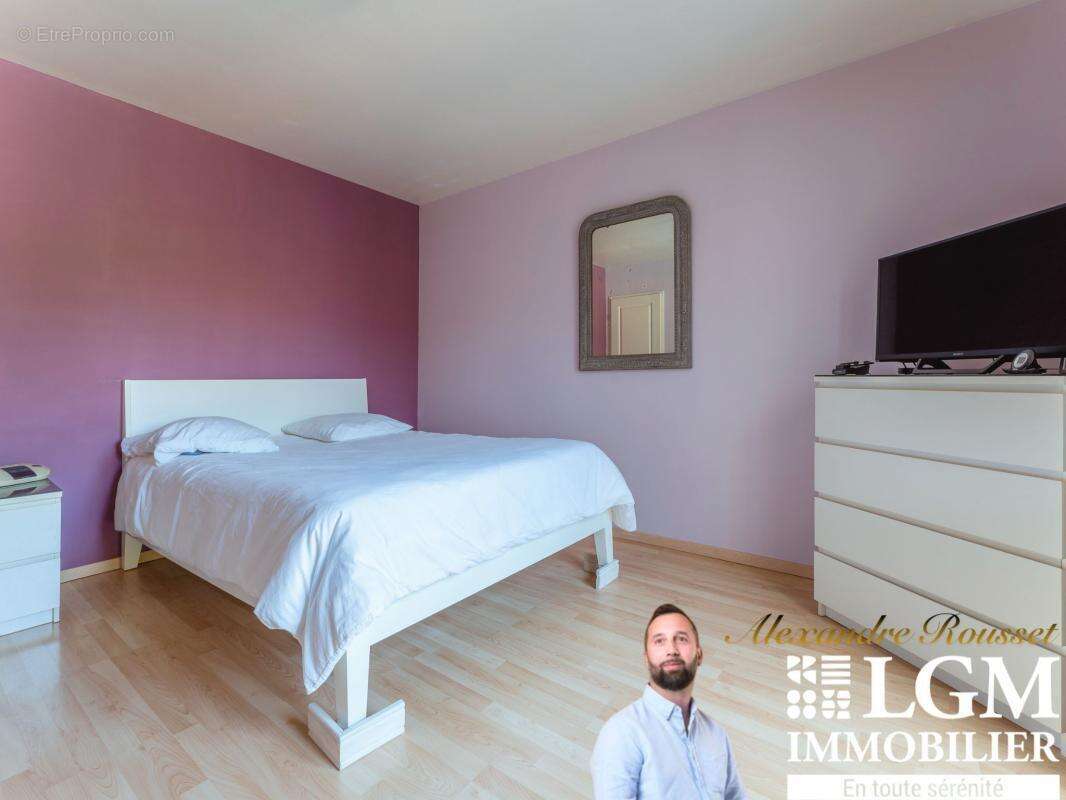  Villa contemporaine de plain-pied avec piscine chauffée et prestations haut de gamme - photo 10