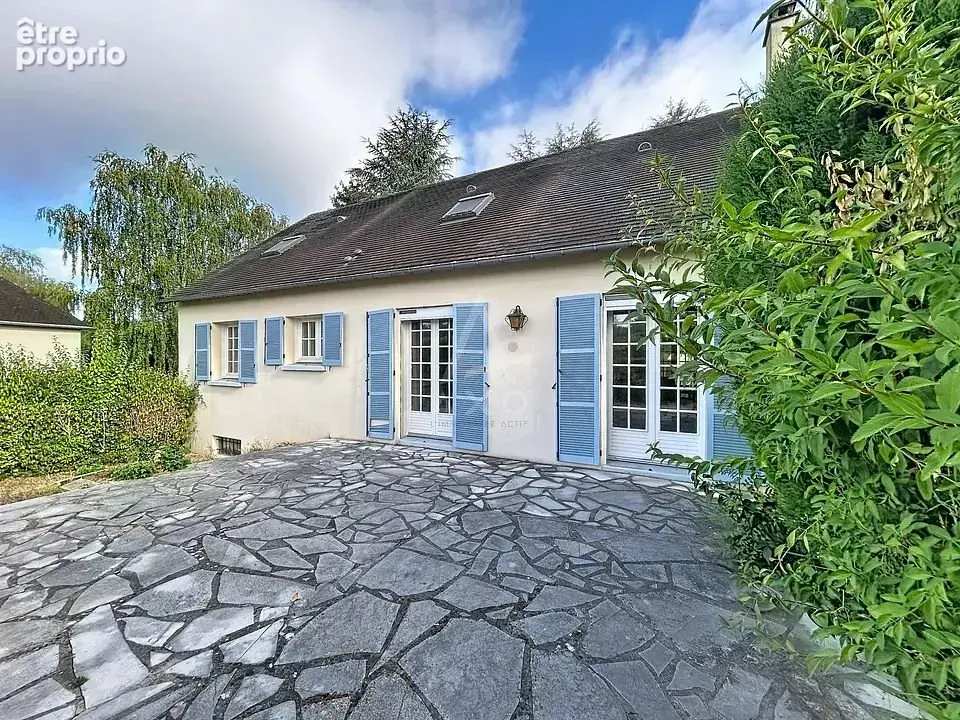 Maison à REMALARD