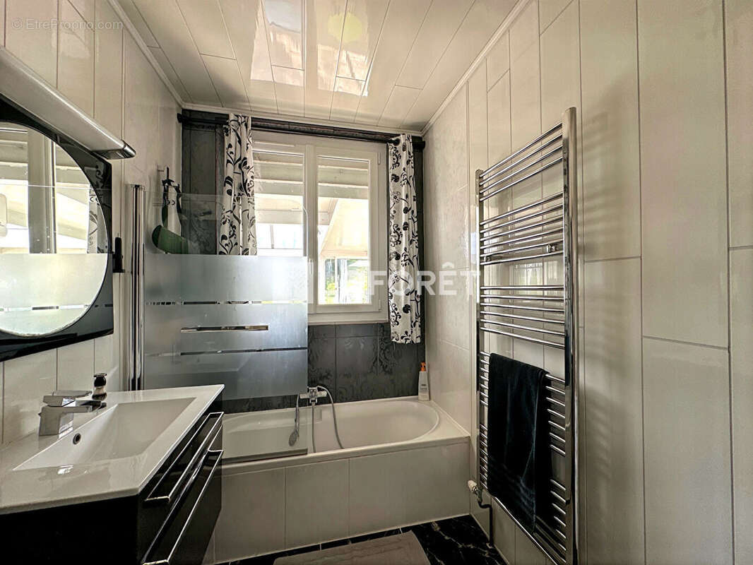 Maison à GIF-SUR-YVETTE