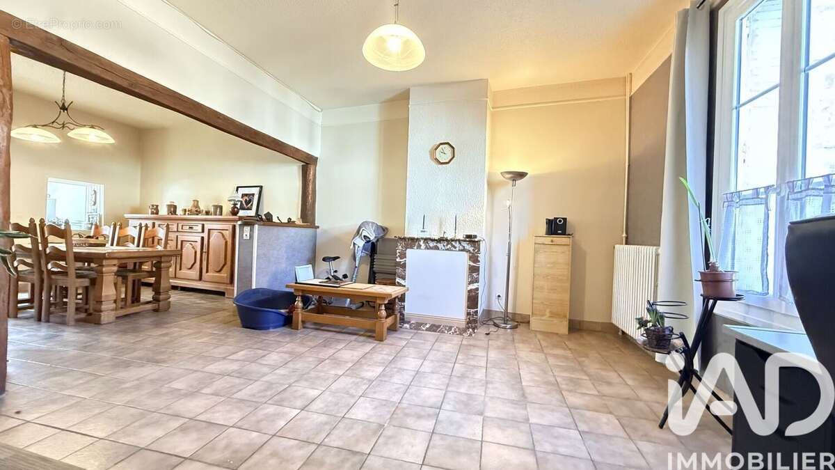 Photo 4 - Maison à VOUZIERS