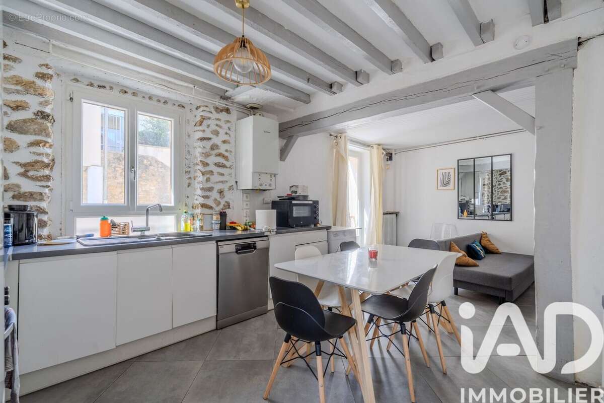 Maison 66 m² à Chessy  - photo 4