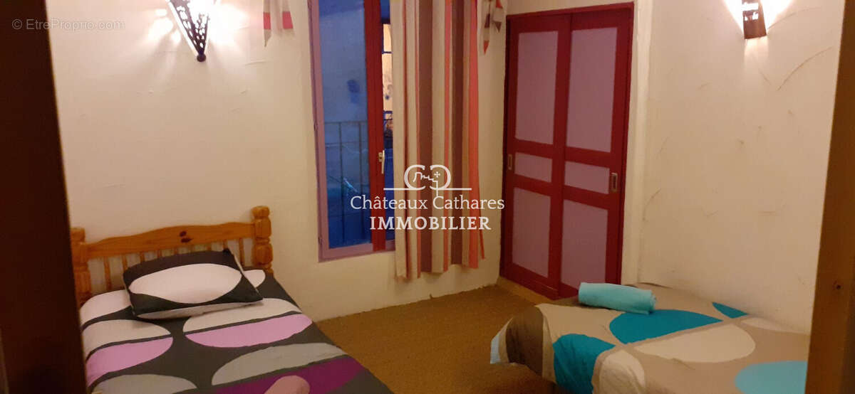 Maison à CUBIERES-SUR-CINOBLE