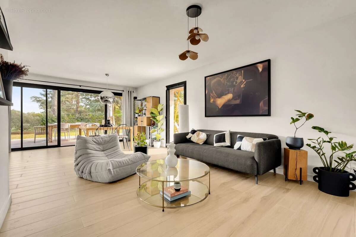 Maison à VIGOULET-AUZIL