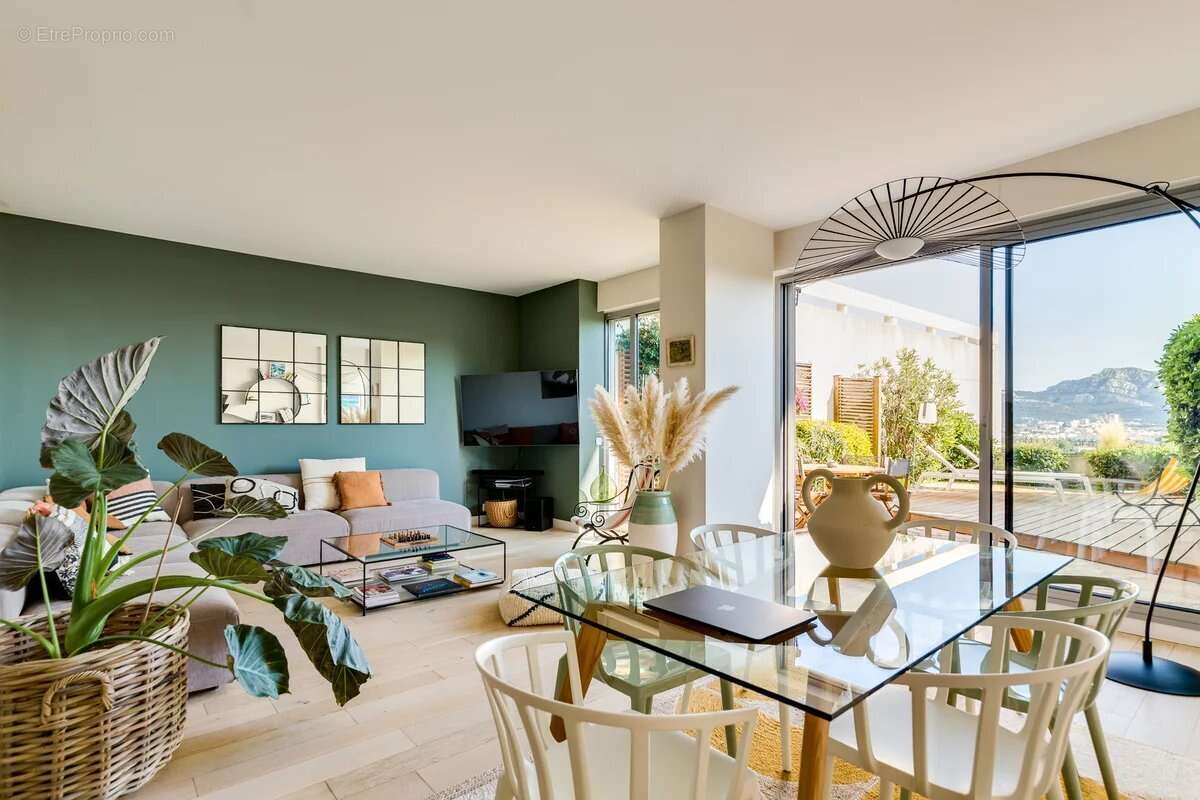 Appartement à MARSEILLE-8E