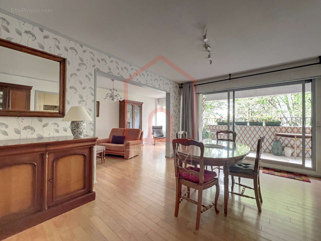 Appartement à MONS-EN-BAROEUL