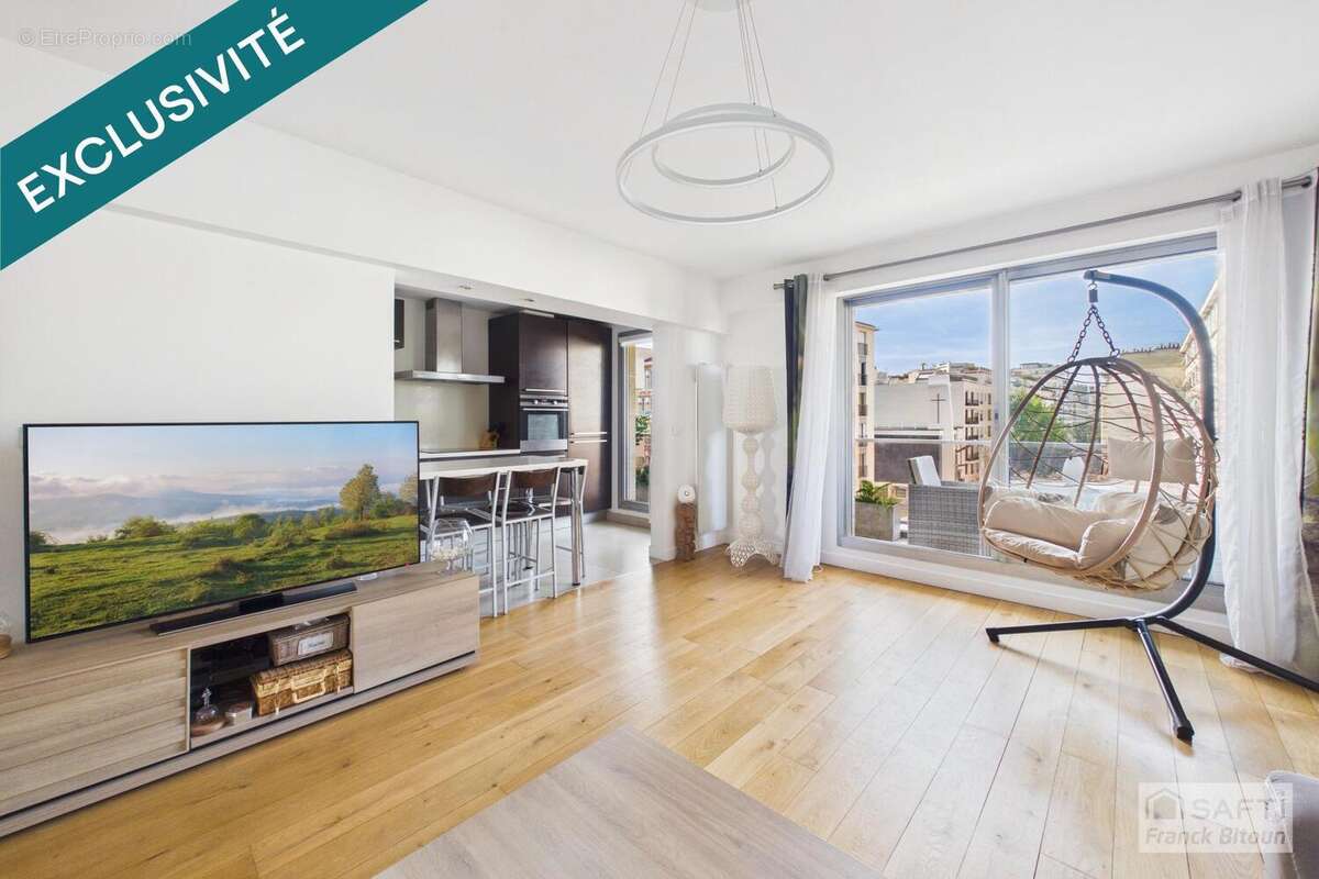 Photo 2 - Appartement à LEVALLOIS-PERRET