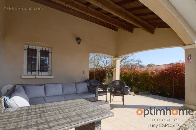 Maison à CHAMPAGNE-MOUTON