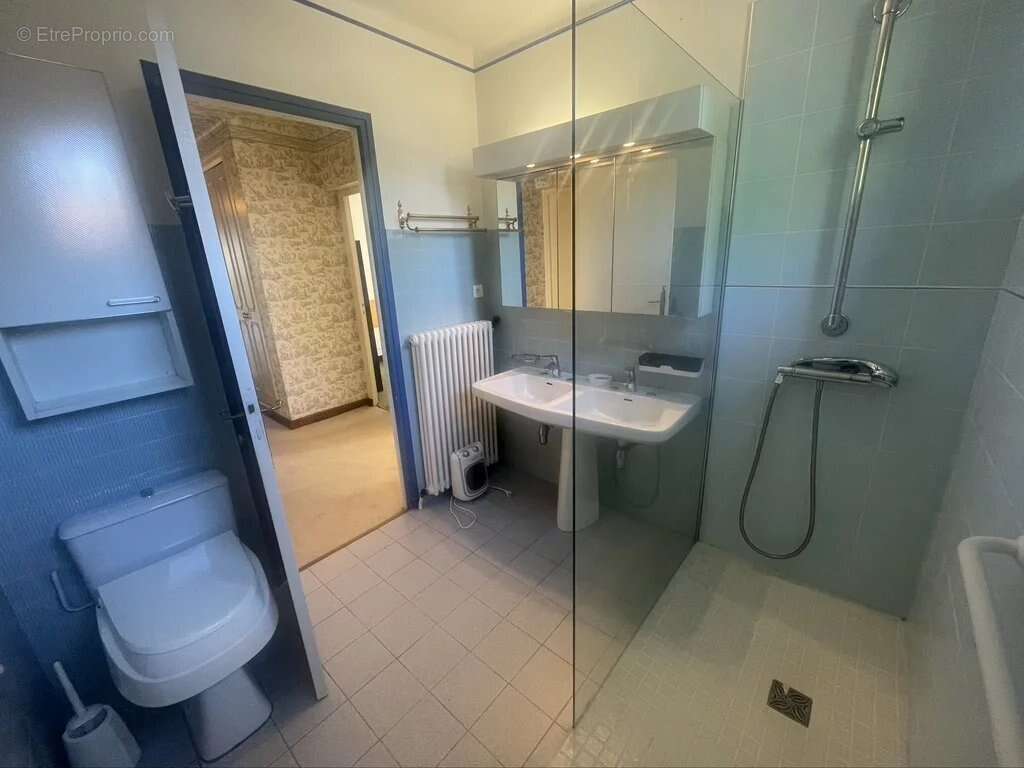 Maison à BAGNOLS-SUR-CEZE