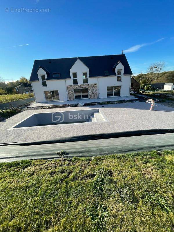 Appartement à ROZ-SUR-COUESNON