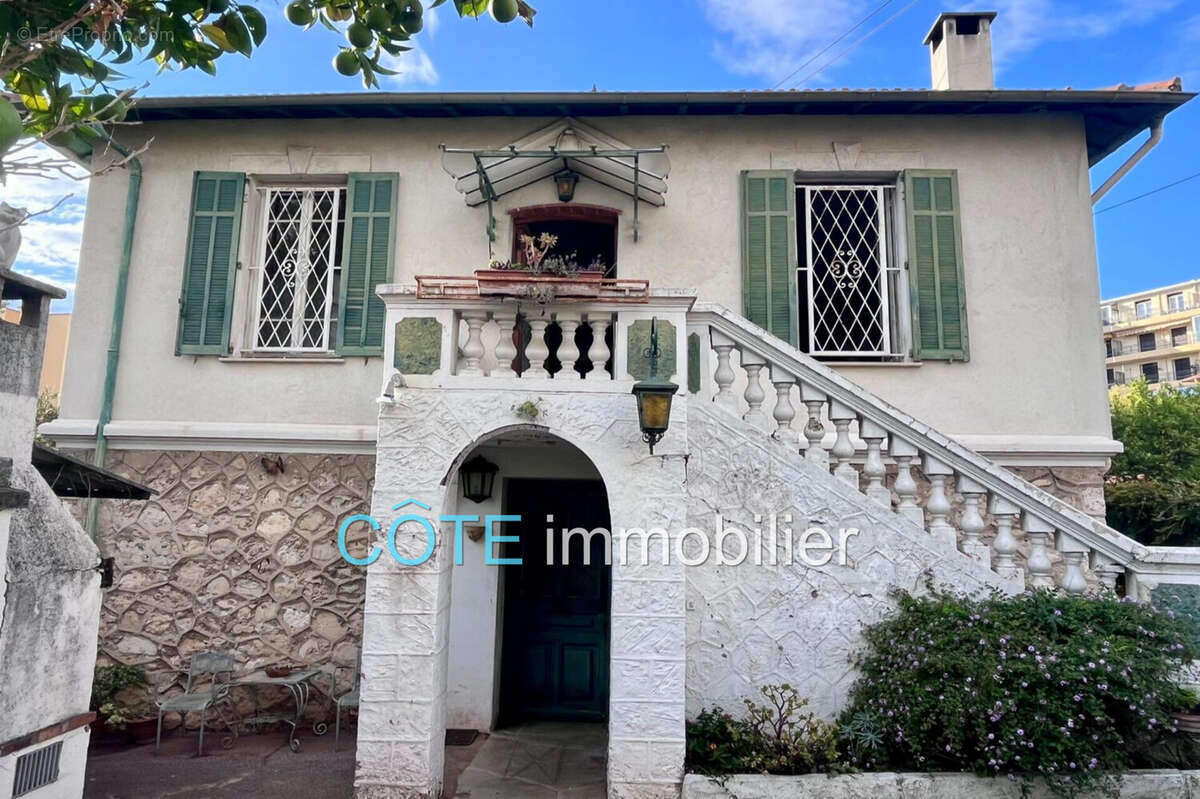 Maison à ANTIBES