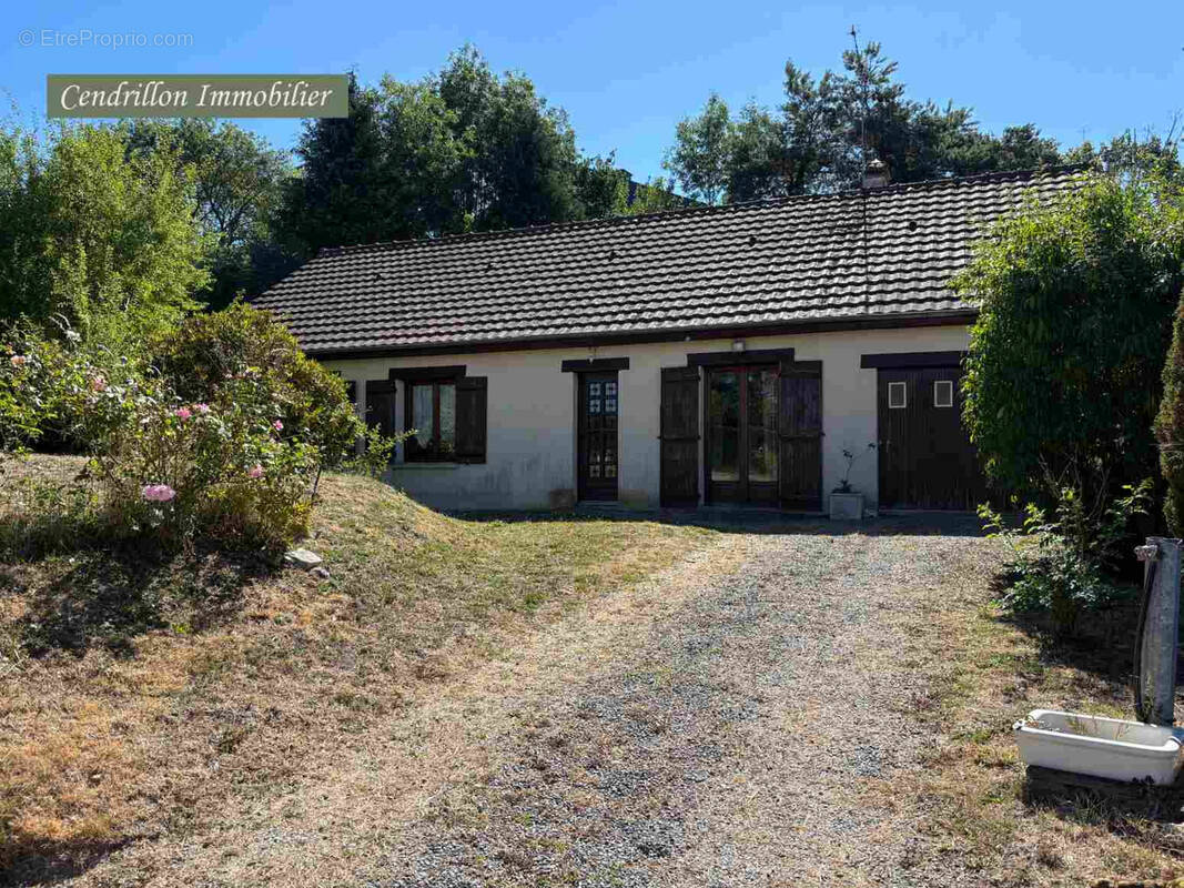 Maison à BOURGANEUF