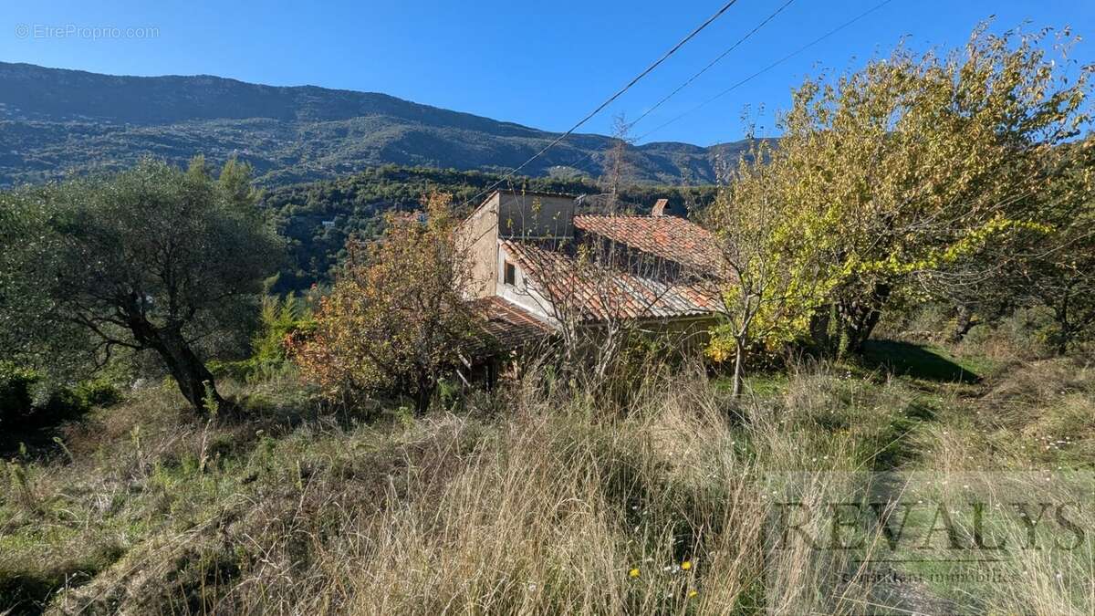 Maison à CONTES